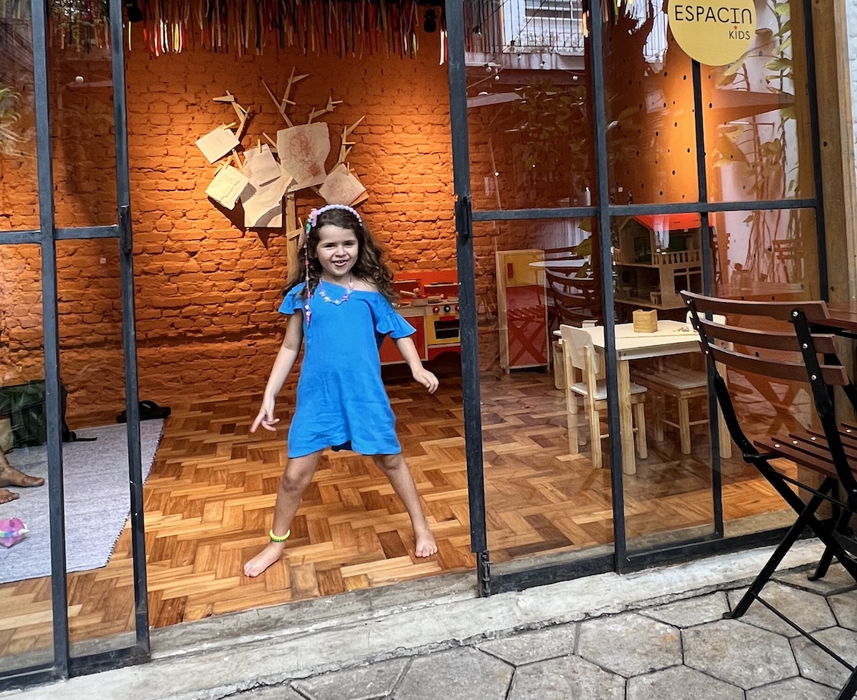 Brunch em restaurante com espaço kids e pet friendly em São Paulo
