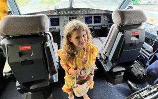 Compilado de dicas para viajar de avião com bebês e crianças