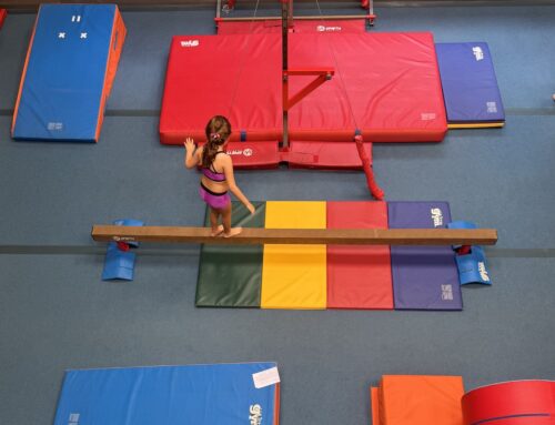 Espaço para ginástica e recreação para crianças na Zona Sul de SP